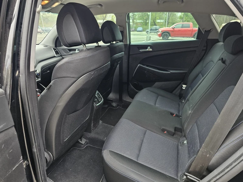 Hyundai Tucson 1.7 CRDI АВТОМАТ , снимка 10 - Автомобили и джипове - 52505475