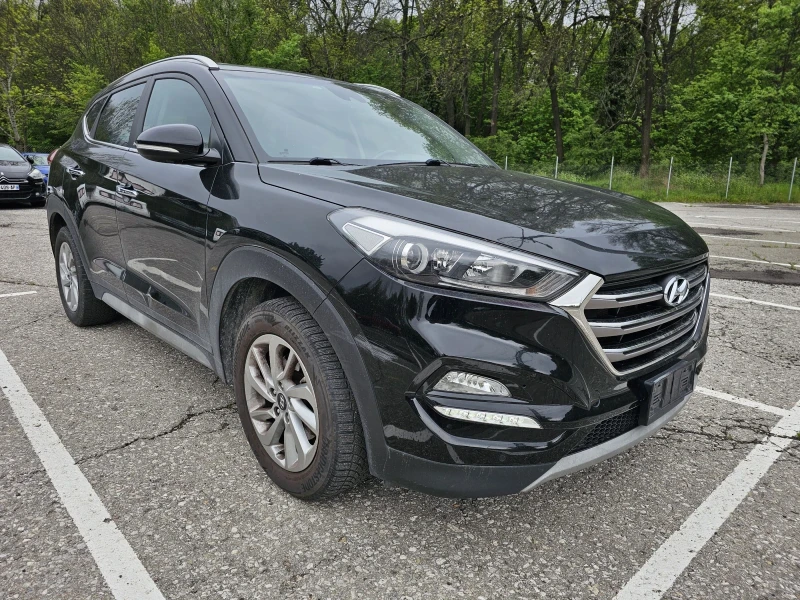 Hyundai Tucson 1.7 CRDI АВТОМАТ , снимка 2 - Автомобили и джипове - 52505475