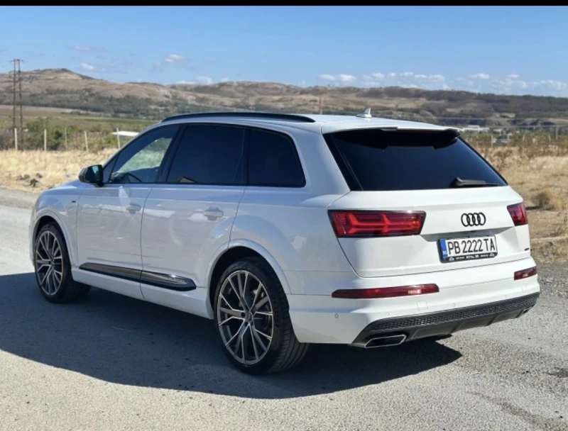 Audi Q7, снимка 7 - Автомобили и джипове - 52834385