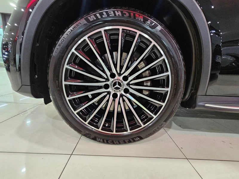 Mercedes-Benz GLC | 4MATIC* AMG* HEAD UP* BURMESTER* ОБДУХВАНЕ* , снимка 5 - Автомобили и джипове - 56165001