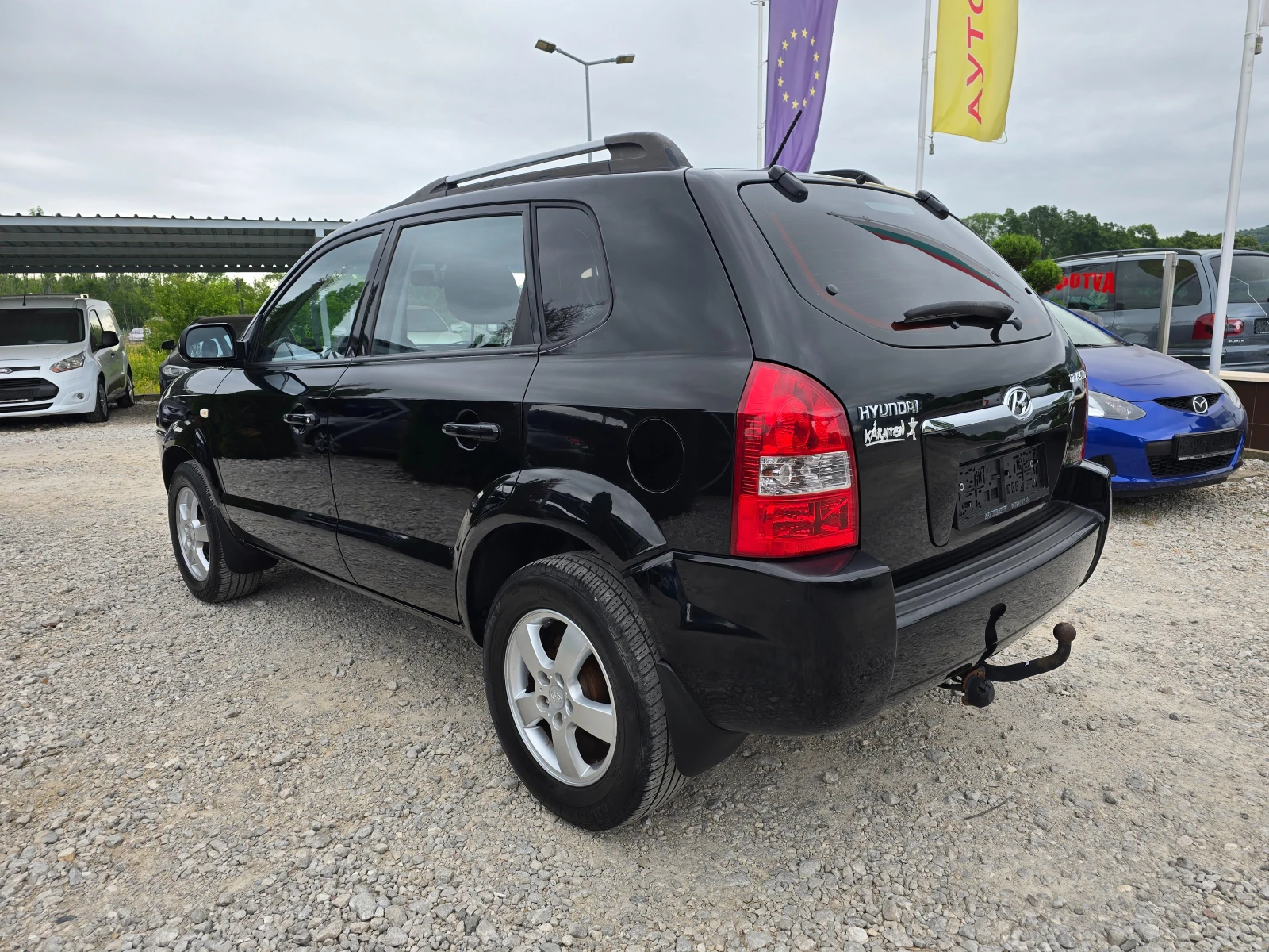 Hyundai Tucson 2.0 БЕНЗИН ! ! РЕАЛНИ КИЛОМЕТРИ ! ! КЛИМАТИК - изображение 3