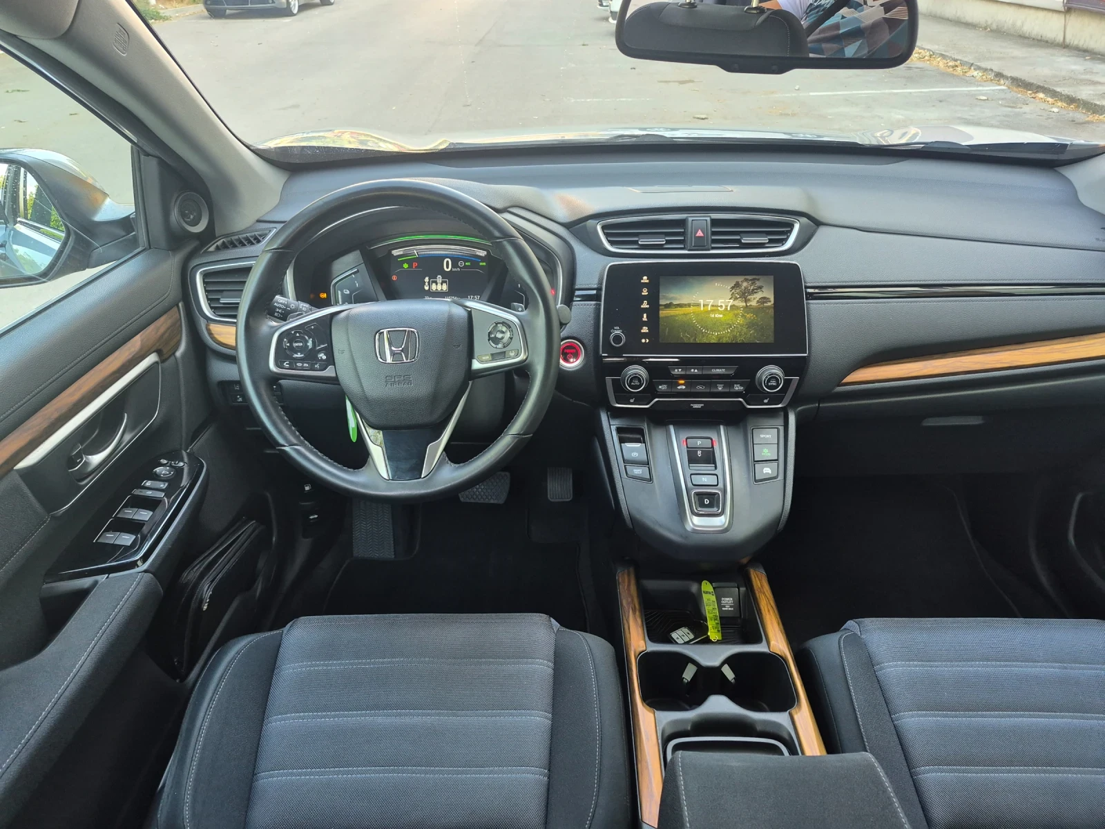 Honda Cr-v HYBRID . 115.000КМ  НОВА - изображение 9