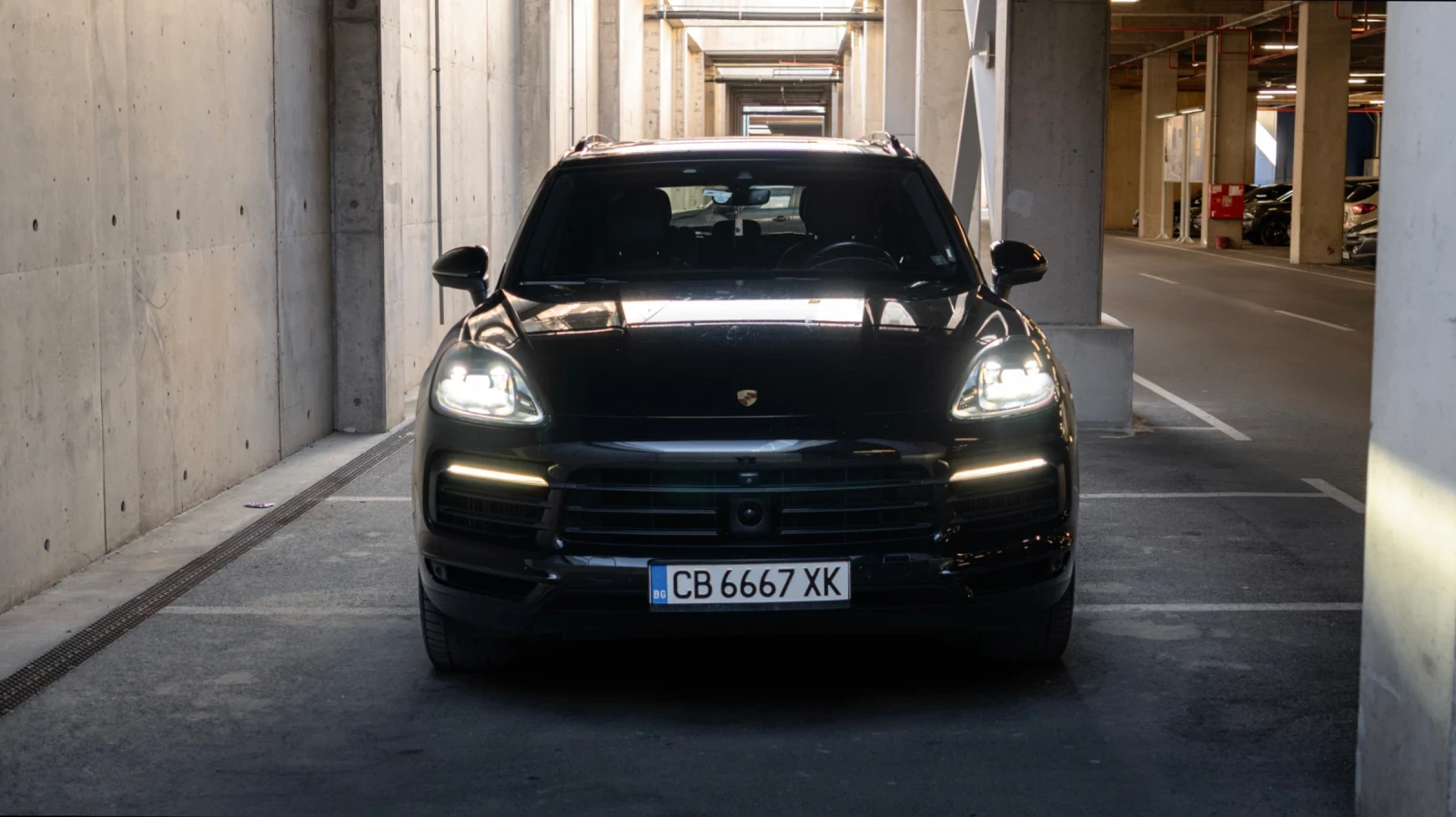 Porsche Cayenne E-Hybrid  - изображение 2