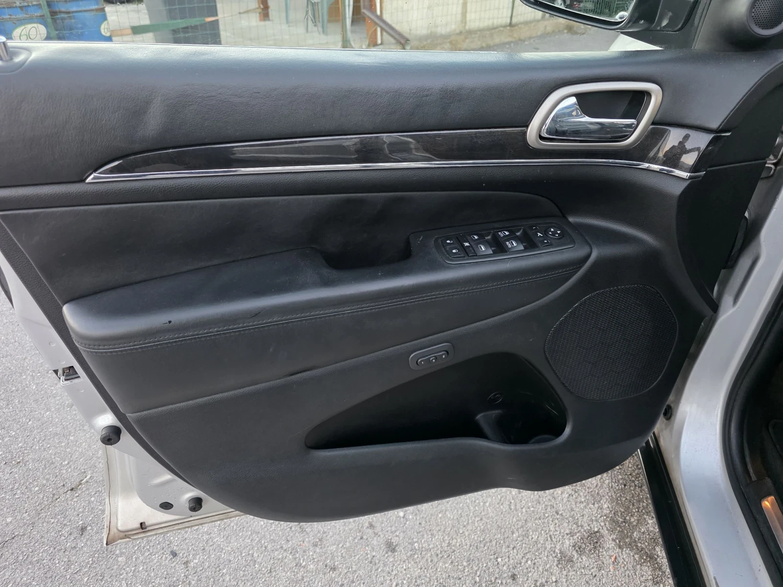 Jeep Grand cherokee 3.0d Overland Panorama - изображение 10