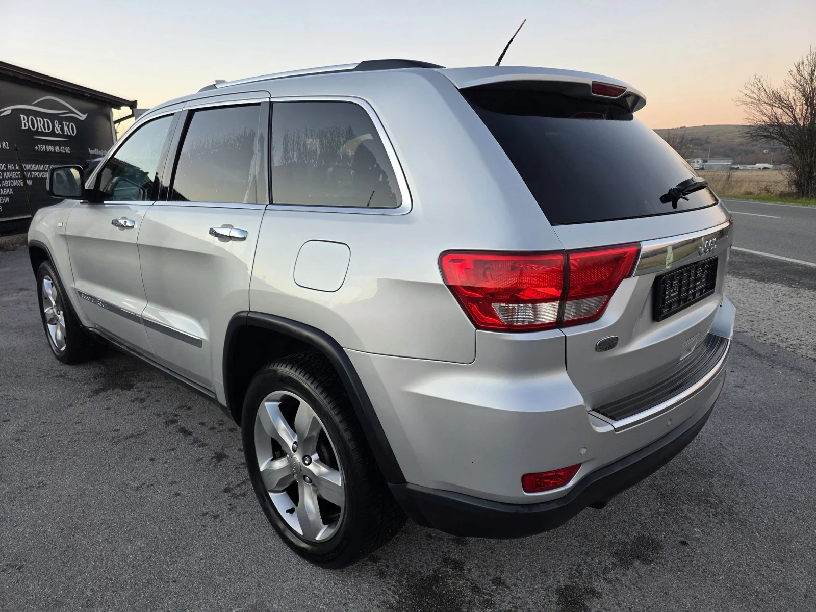 Jeep Grand cherokee 3.0d Overland Panorama - изображение 5