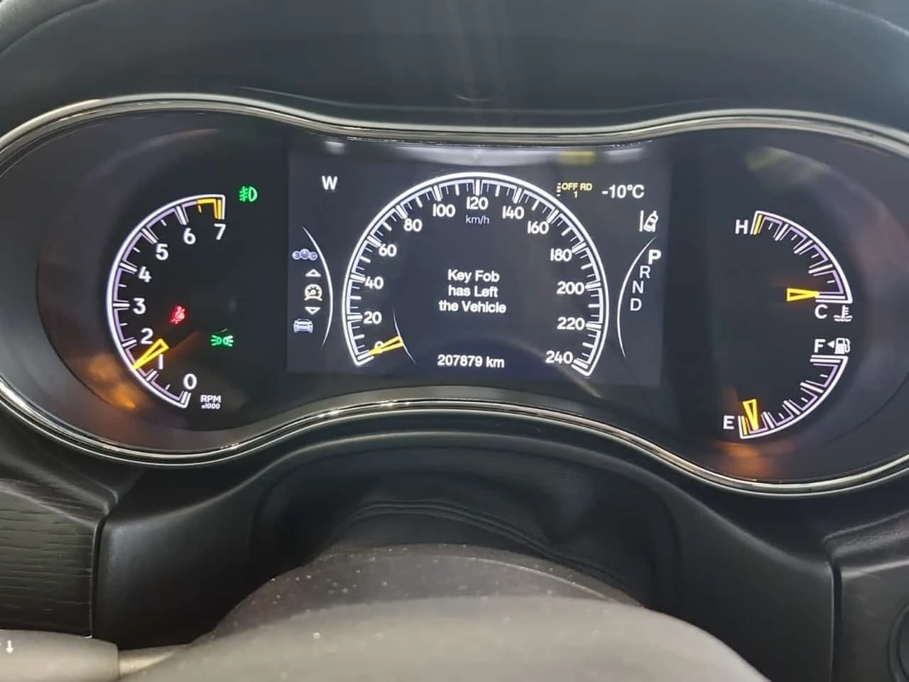 Jeep Grand cherokee HIGH ALTITUDE II/ДИСТРОНИК/ПАНОРАМА/ОБДУХВАНЕ - изображение 9