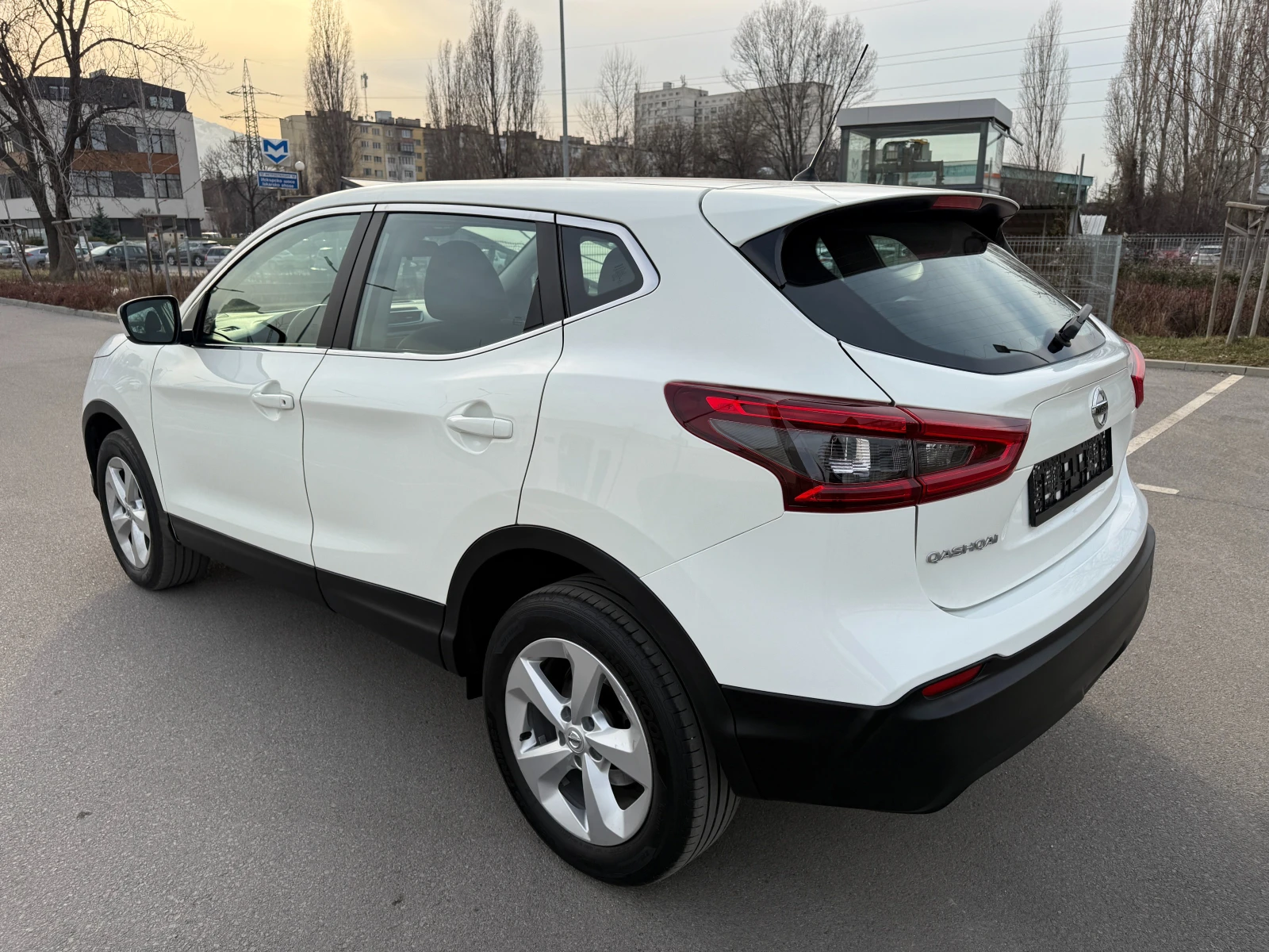 Nissan Qashqai 1.5DCI* ������* EURO6D*  | Mobile.bg � ����������� 6