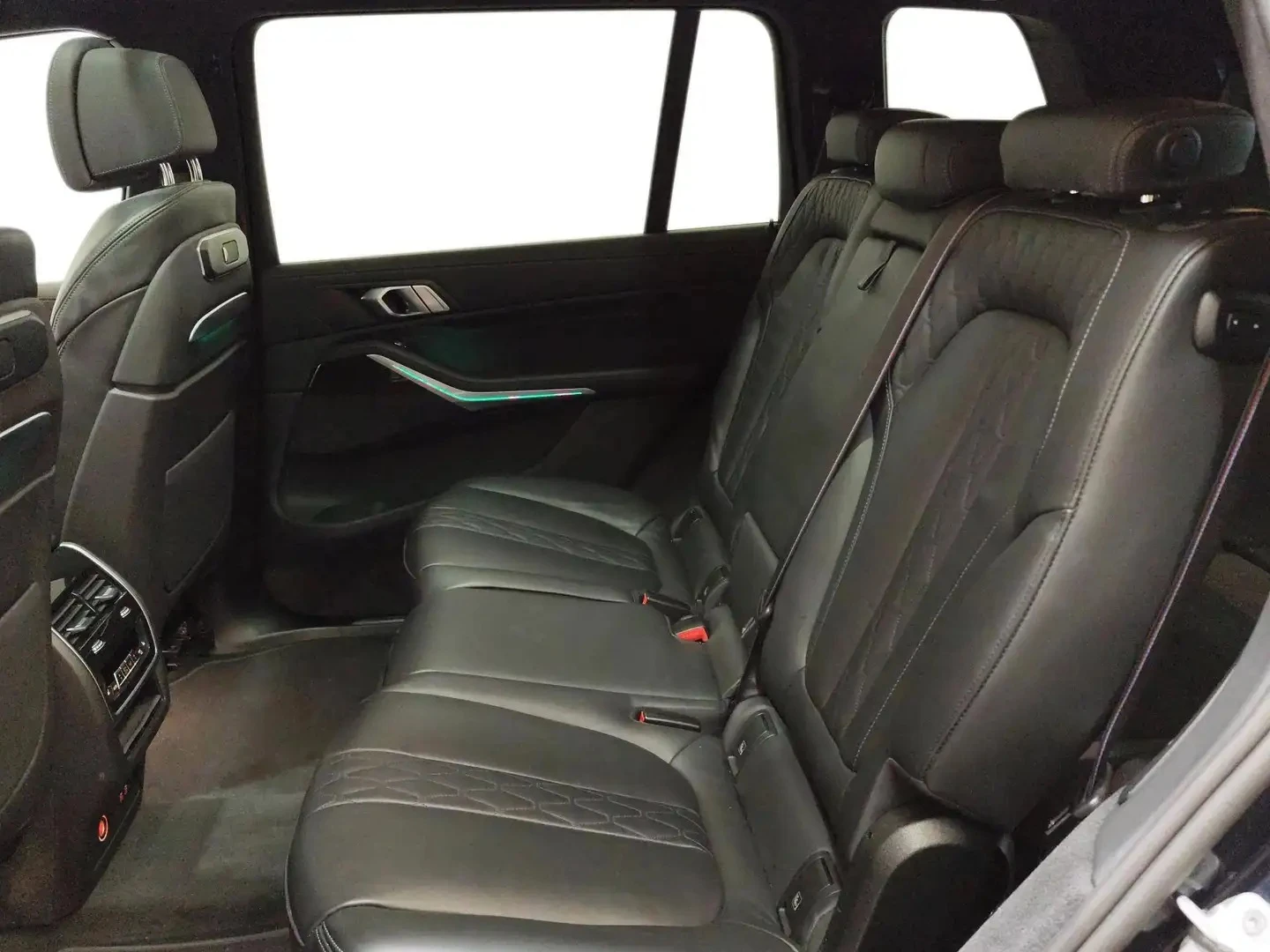 BMW X7 40d xDrive M Sportpaket Pro, снимка 10 - Автомобили и джипове - 53910353