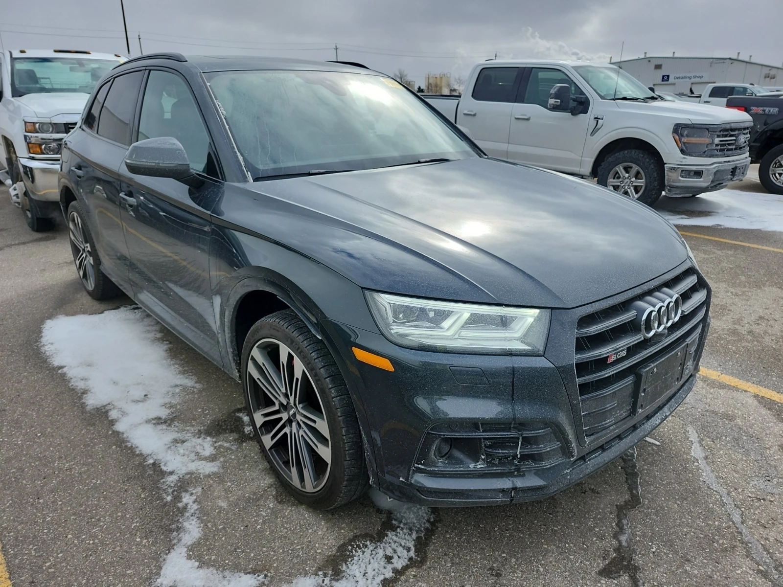 Audi SQ5 TECHNIK * * CARFAX * * АВТО КРЕДИТ * * , снимка 2 - Автомобили и джипове - 53930117