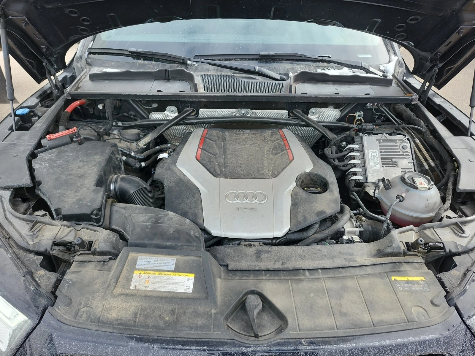 Audi SQ5 TECHNIK * * CARFAX * * АВТО КРЕДИТ * * , снимка 15 - Автомобили и джипове - 53930117