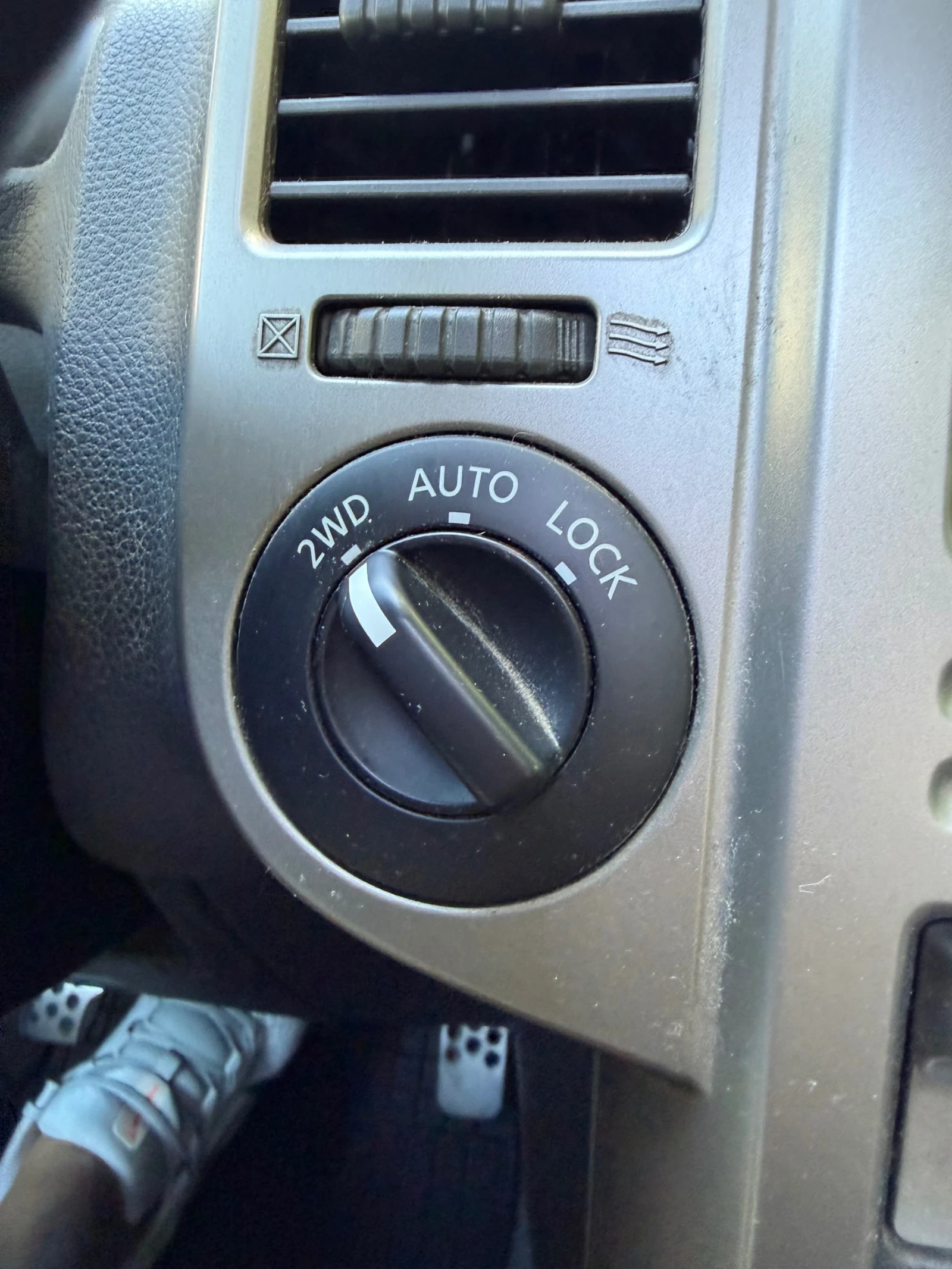Nissan X-trail 4X4, снимка 15 - Автомобили и джипове - 54721167