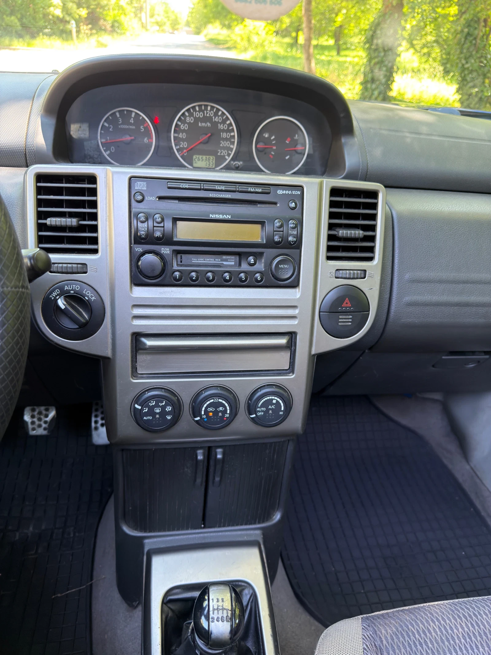Nissan X-trail 4X4, снимка 17 - Автомобили и джипове - 54721167