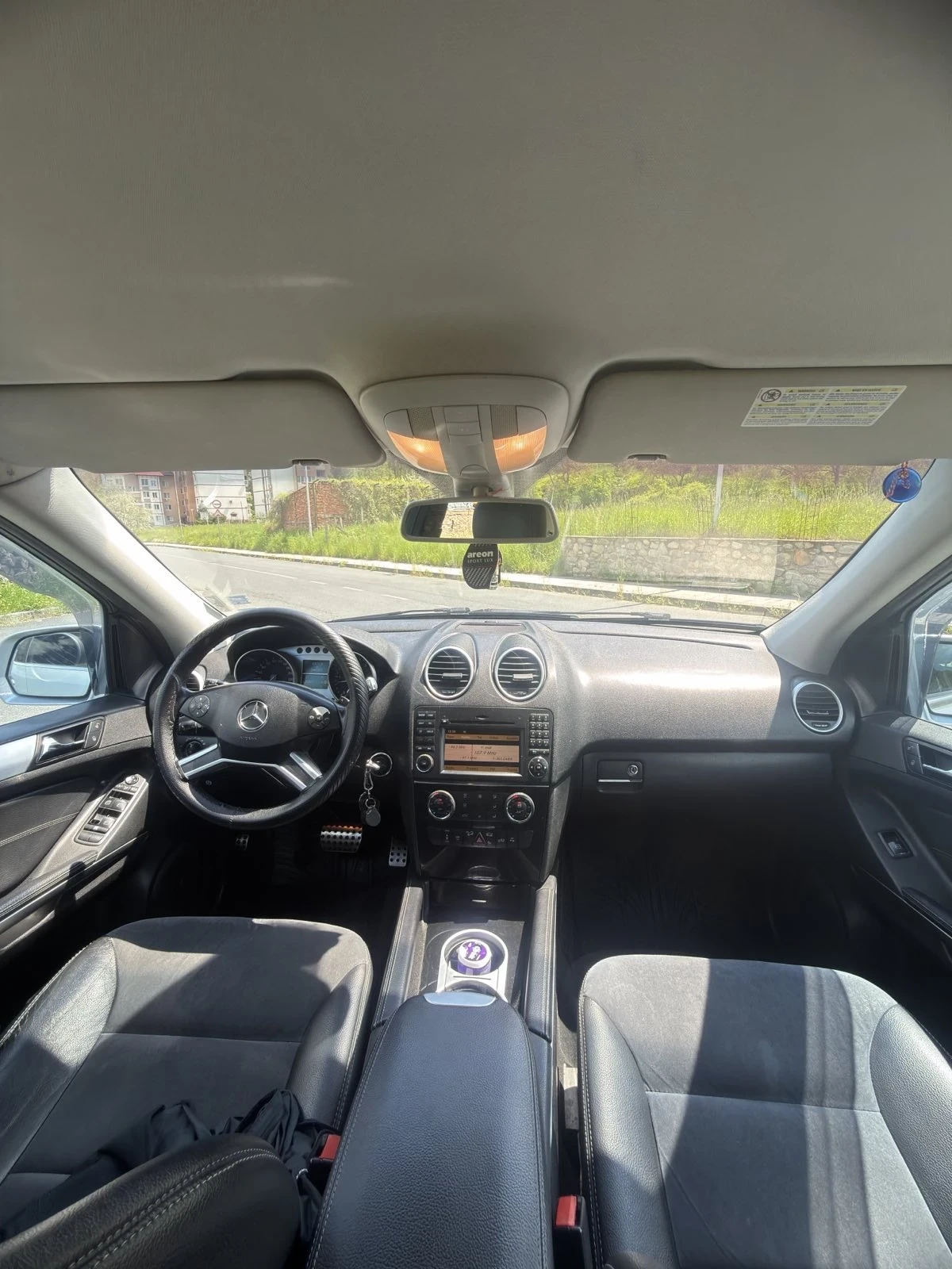 Mercedes-Benz ML 320, снимка 7 - Автомобили и джипове - 54830708