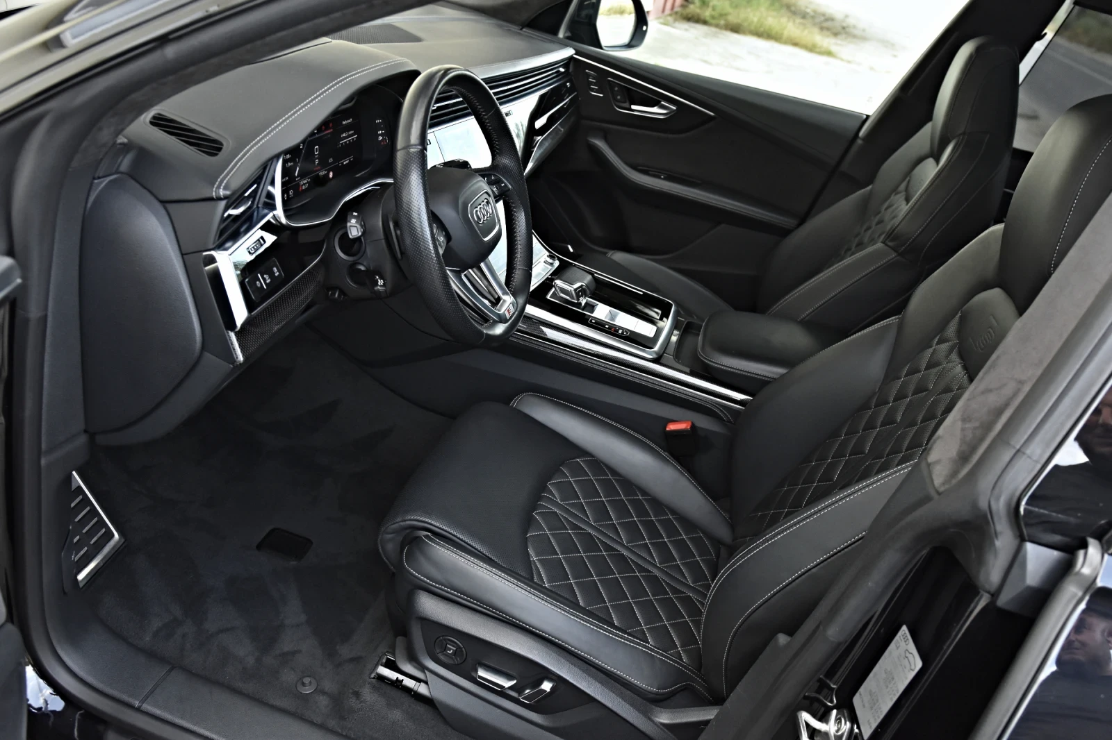 Audi SQ8 4.0 V8T B&O RS-SITZE CARBON 22-RS 360 NIG-VISION | Mobile.bg � ����������� 8