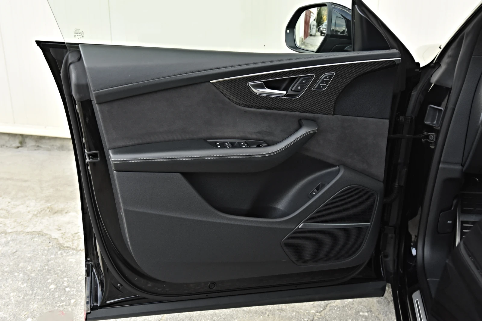 Audi SQ8 4.0 V8T B&O RS-SITZE CARBON 22-RS 360 NIG-VISION | Mobile.bg � ����������� 15