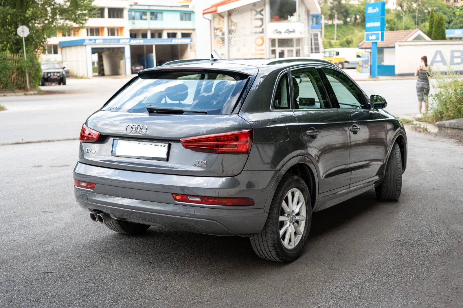 Audi Q3 2.0TDI 4x4 Ръчка, снимка 5 - Автомобили и джипове - 55452017