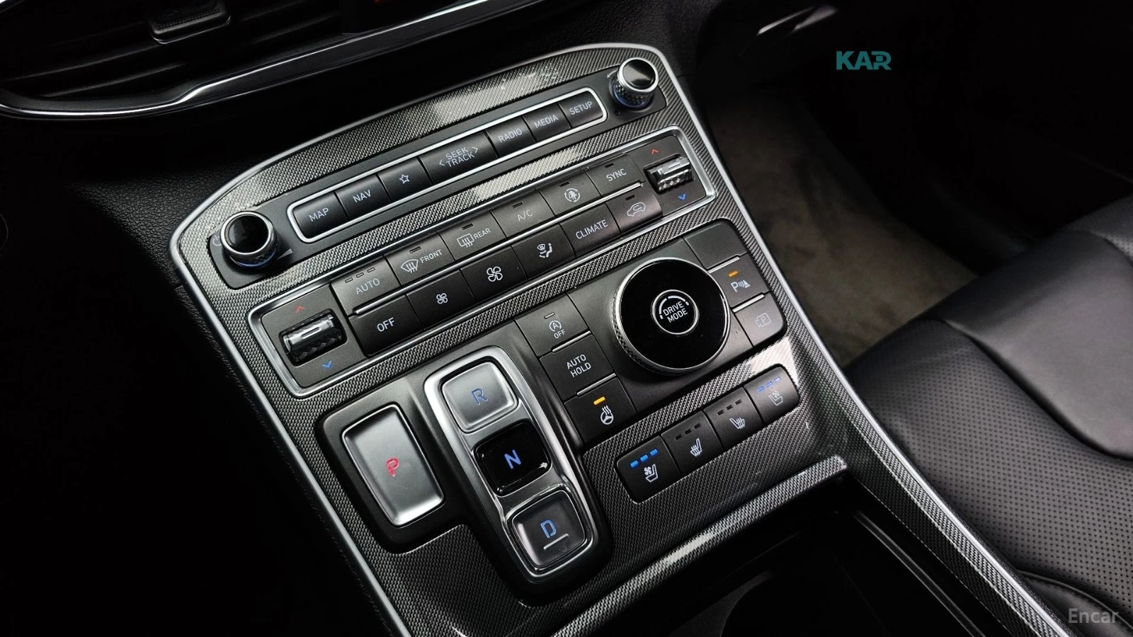 Hyundai Santa fe 2.5T* PRESTIGE* ПОДГРЕВ* ОБДУХВАНЕ* КОЖА* КАМЕРА* , снимка 8 - Автомобили и джипове - 56100449