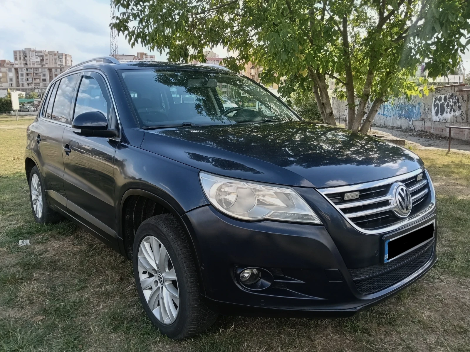 VW Tiguan 4х4_140кс_6.скорости_Навигация_4л./100км. !