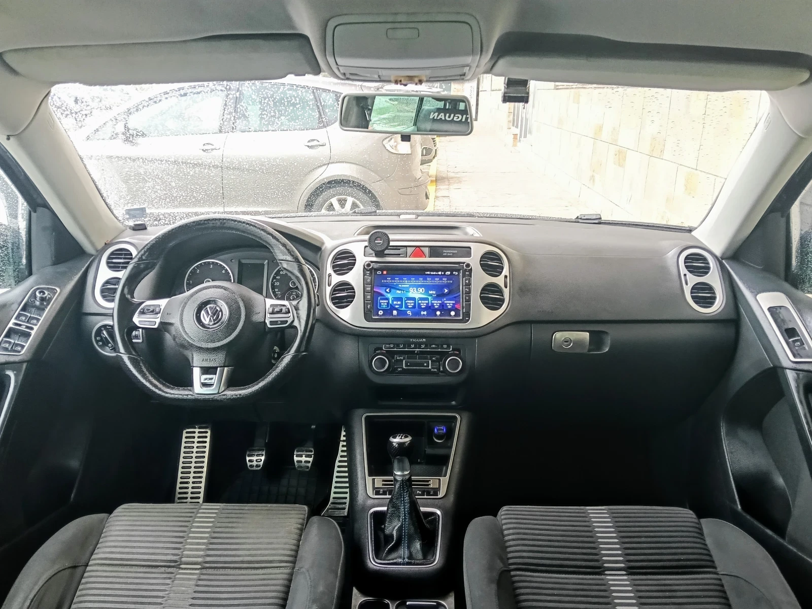 VW Tiguan 4�4_140��_6.��������_���������_4�./100��. ! | Mobile.bg � ����������� 10