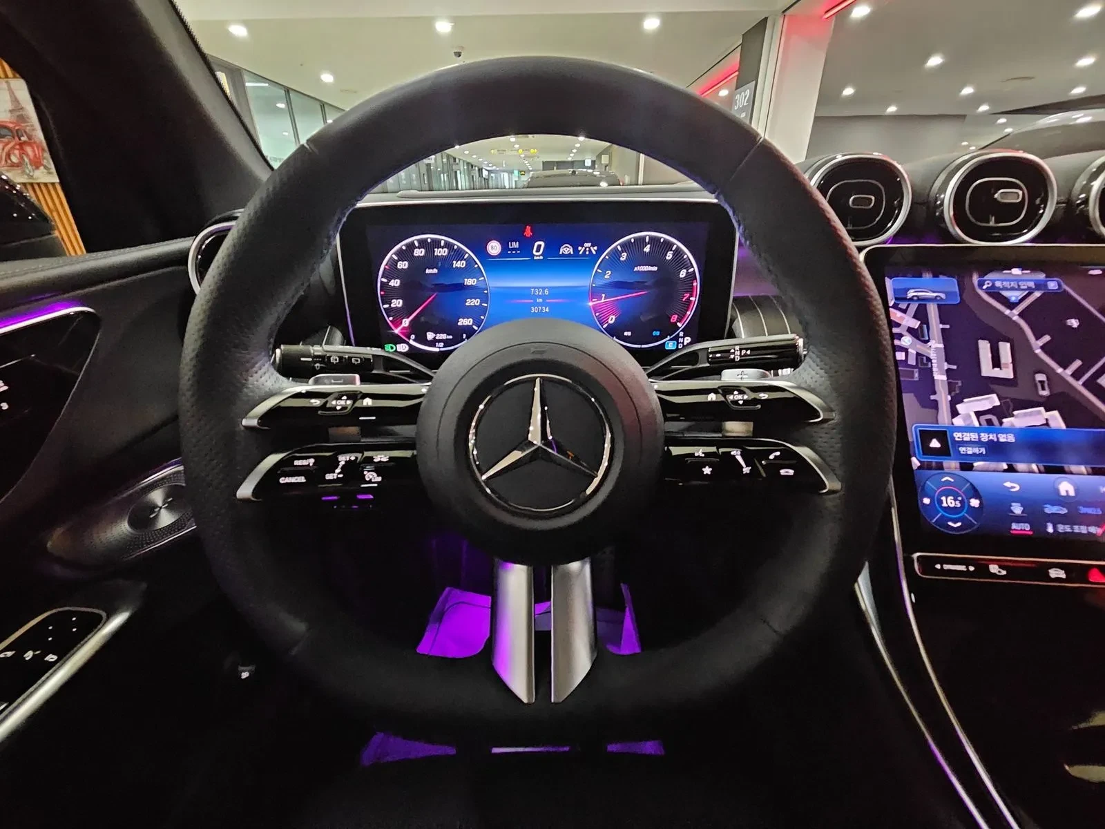 Mercedes-Benz GLC | 4MATIC* AMG* HEAD UP* BURMESTER* ОБДУХВАНЕ* , снимка 8 - Автомобили и джипове - 56165001