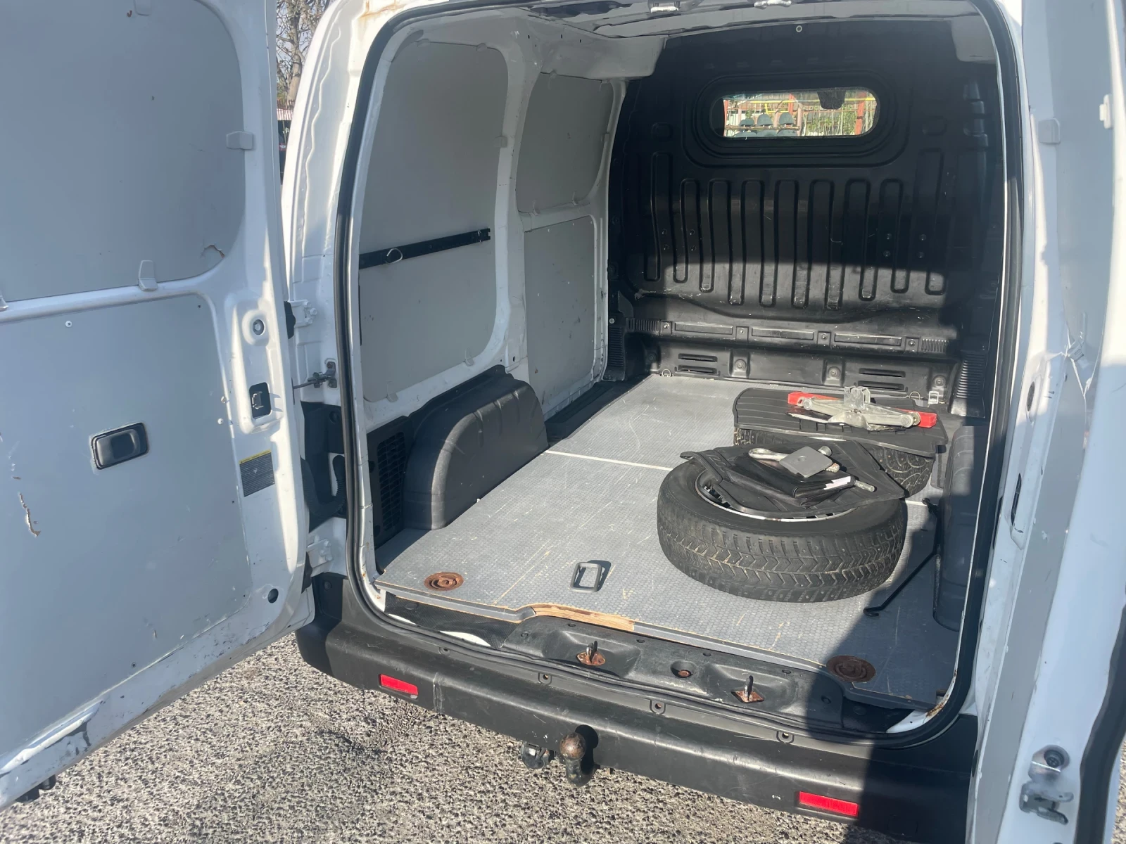 Nissan NV200  - изображение 4