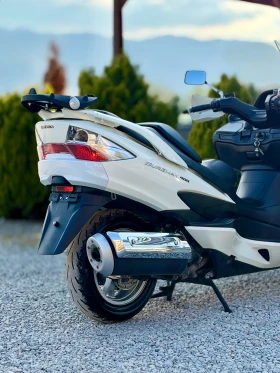 Suzuki Burgman 400cc * БЯЛА ПЕРЛА* * Топ състояние* , снимка 13