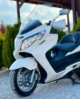 Suzuki Burgman 400cc * БЯЛА ПЕРЛА* * Топ състояние* , снимка 11