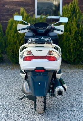 Suzuki Burgman 400cc * БЯЛА ПЕРЛА* * Топ състояние*  | Auto.bg — изображение 6