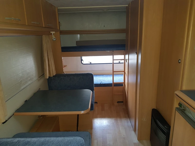 Каравана Adria Altea 502 DK, снимка 17 - Каравани и кемпери - 48474965