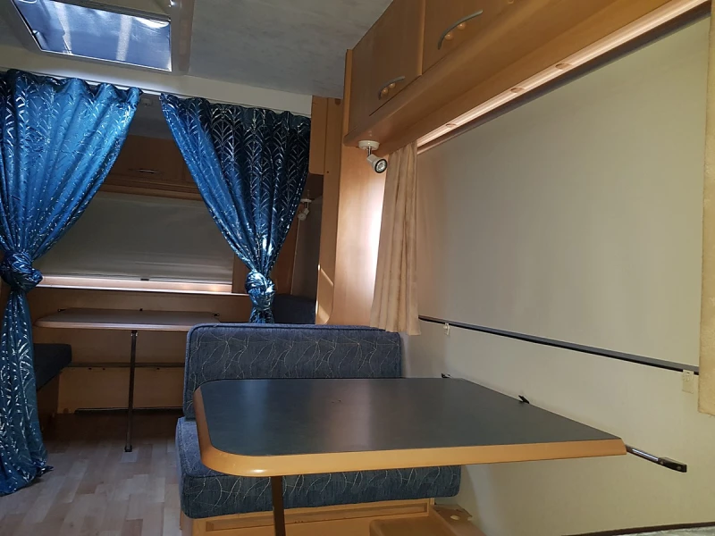 Каравана Adria Altea 502 DK, снимка 11 - Каравани и кемпери - 48474965