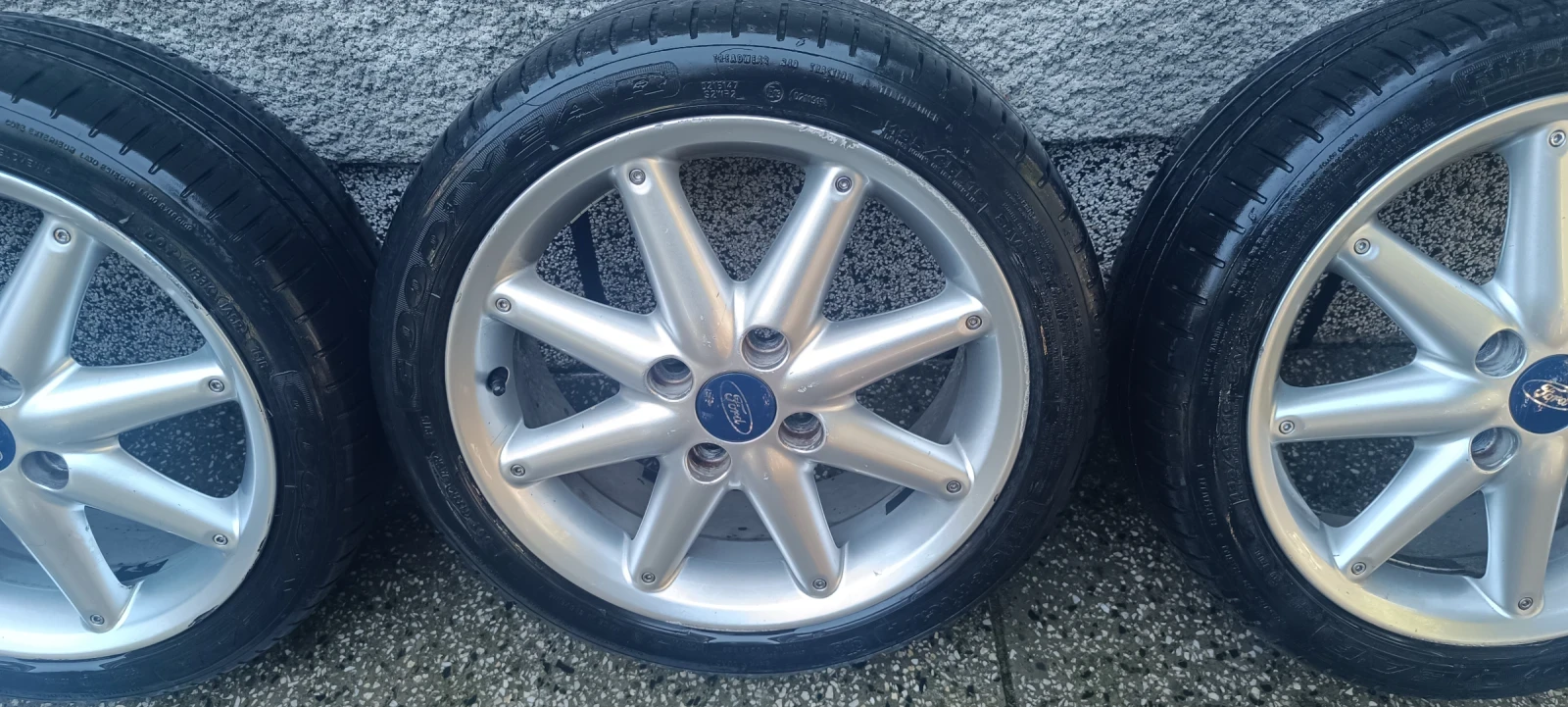 Гуми с джанти Goodyear 195/45R16, снимка 3 - Гуми и джанти - 56020564