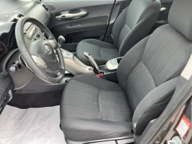 Toyota Auris 1.6 i 124k.c, снимка 7