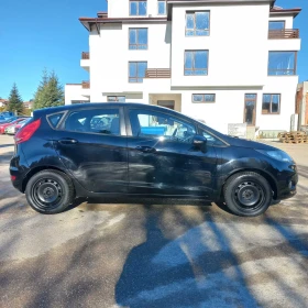 Обява за продажба на Ford Fiesta 1.4i ~9 000 лв. - изображение 6