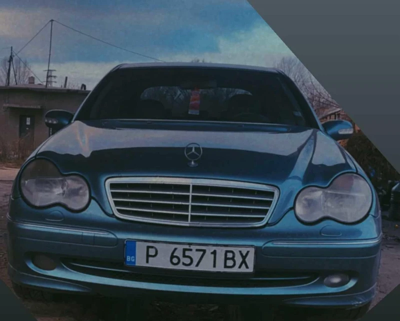 Mercedes-Benz C 200, снимка 2 - Автомобили и джипове - 48268375