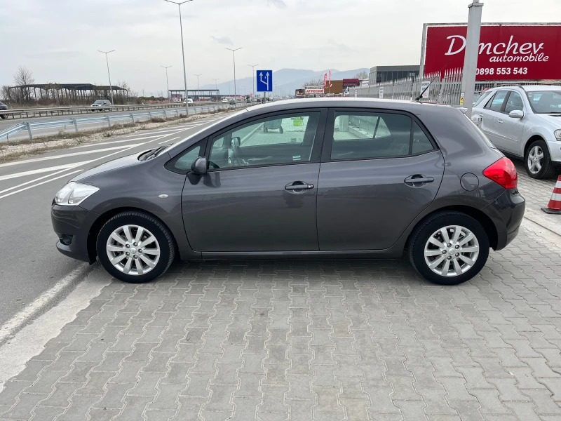 Toyota Auris 1.6 i 124k.c, снимка 3 - Автомобили и джипове - 49467938