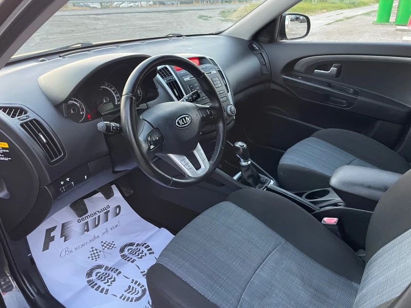 Kia Ceed 1.4i-90-FEIS-ITALIA, снимка 12 - Автомобили и джипове - 51148754