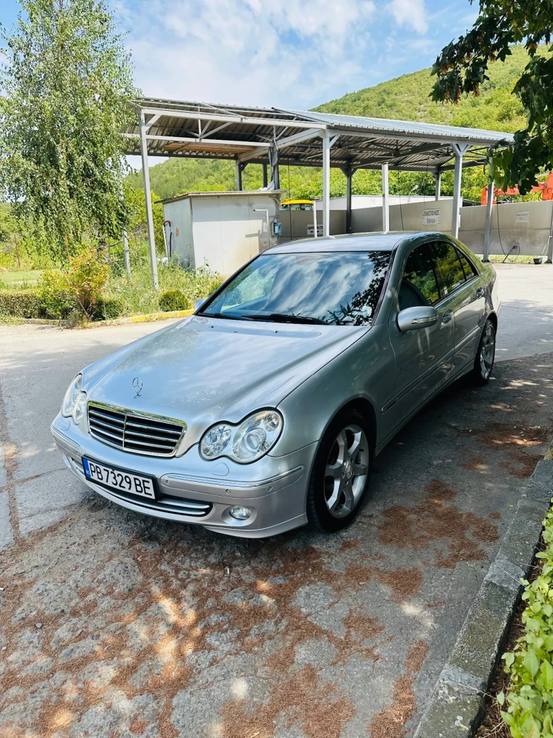 Mercedes-Benz C 220 SPORT EDITION, снимка 5 - Автомобили и джипове - 51431534