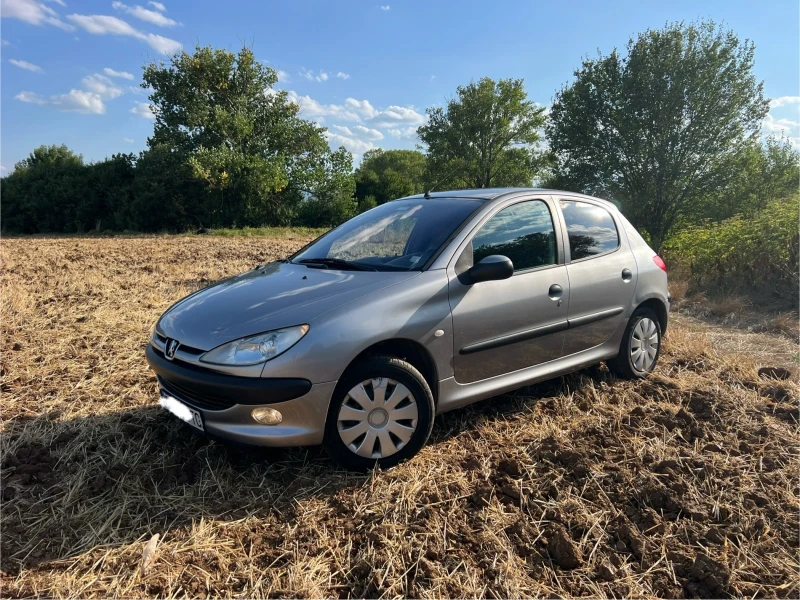 Peugeot 206 1.4i, снимка 3 - Автомобили и джипове - 51670895