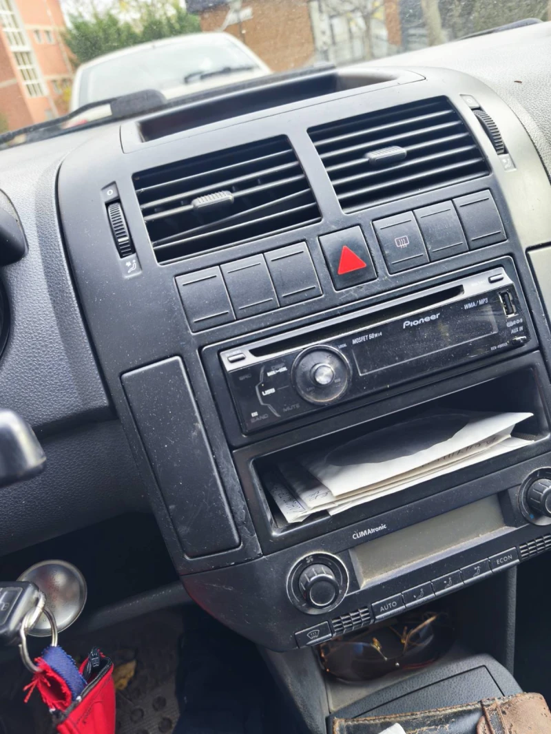 VW Polo, снимка 4 - Автомобили и джипове - 52462894