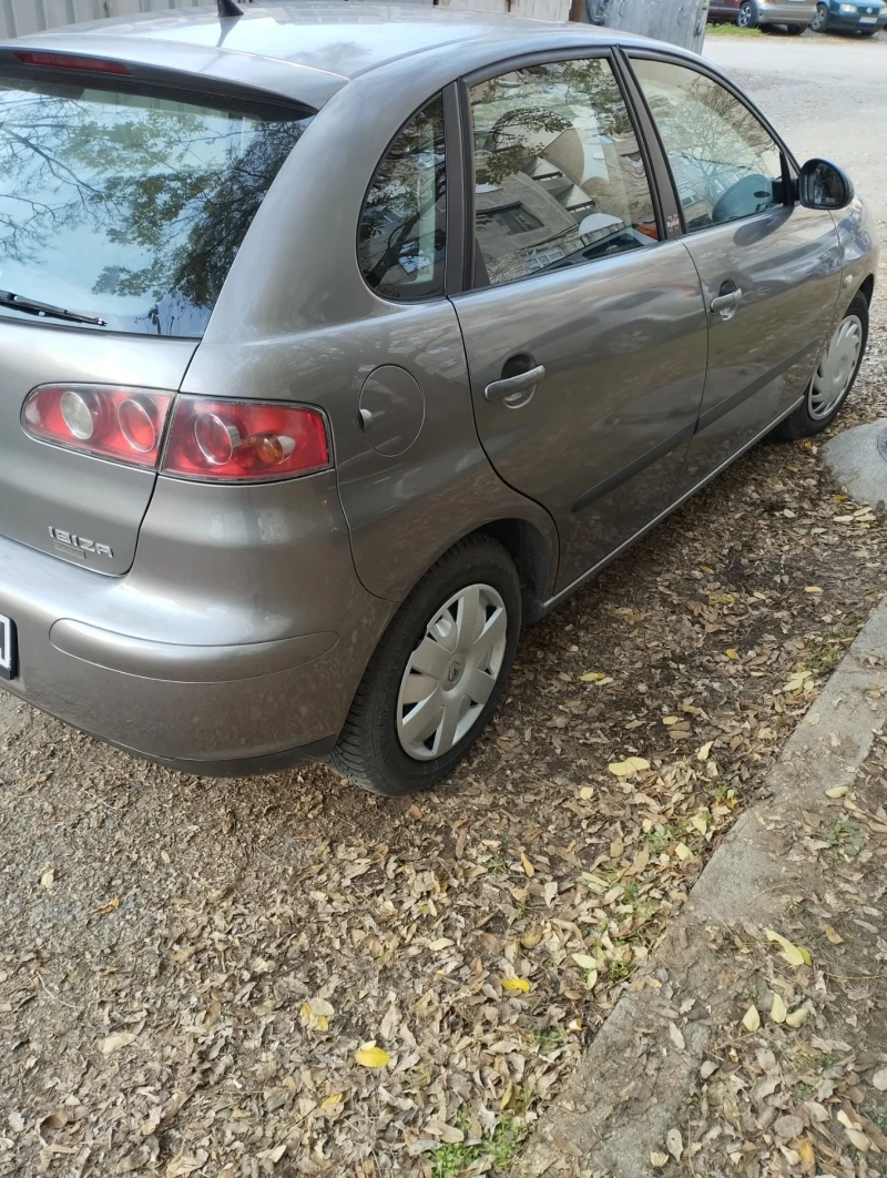 Seat Ibiza 1, 4  -16 V, снимка 2 - Автомобили и джипове - 52515122