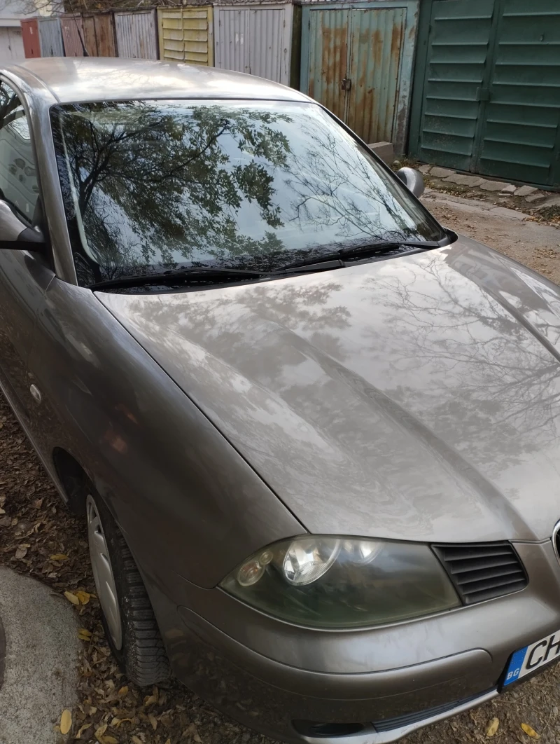 Seat Ibiza 1, 4  -16 V, снимка 3 - Автомобили и джипове - 52515122