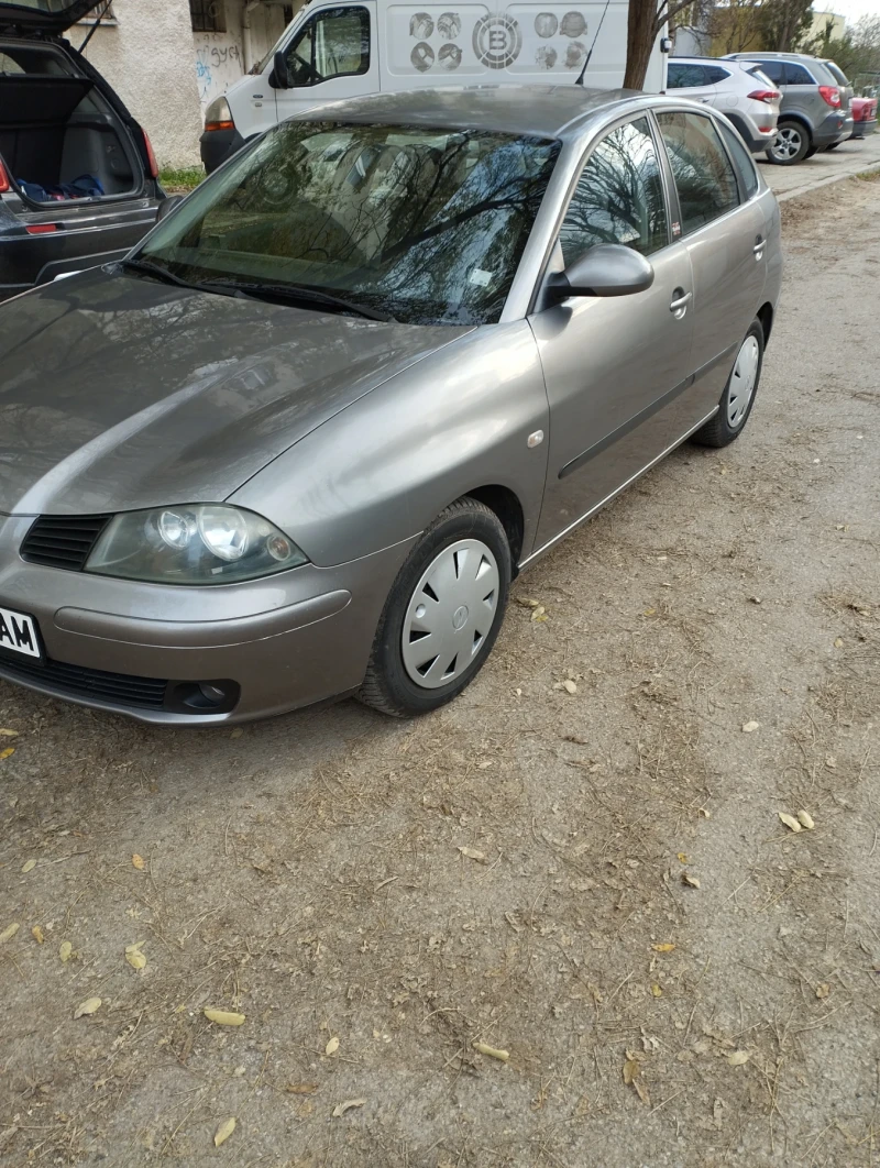 Seat Ibiza 1, 4  -16 V, снимка 4 - Автомобили и джипове - 52515122
