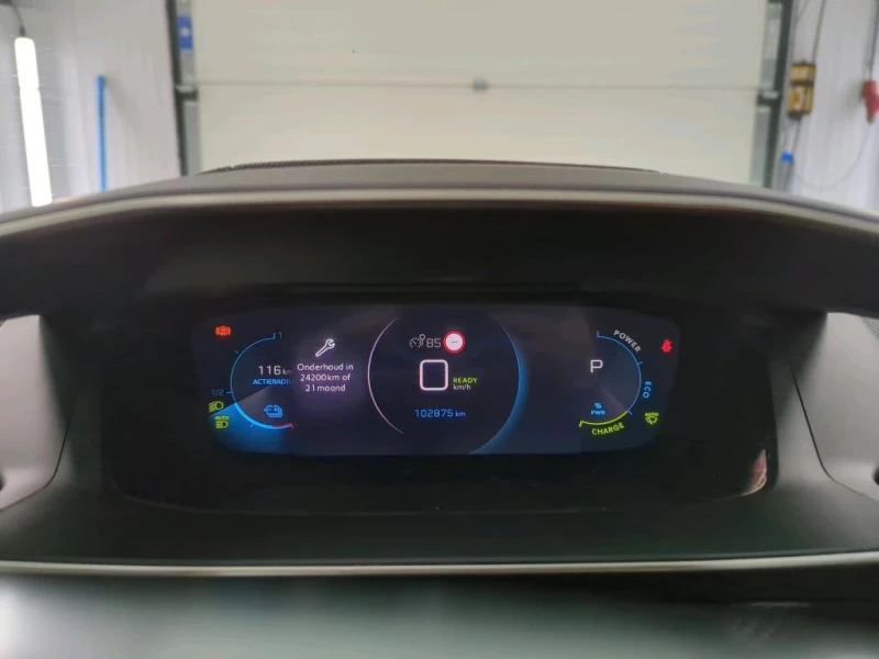 Peugeot 2008 e-2008, снимка 5 - Автомобили и джипове - 52610763