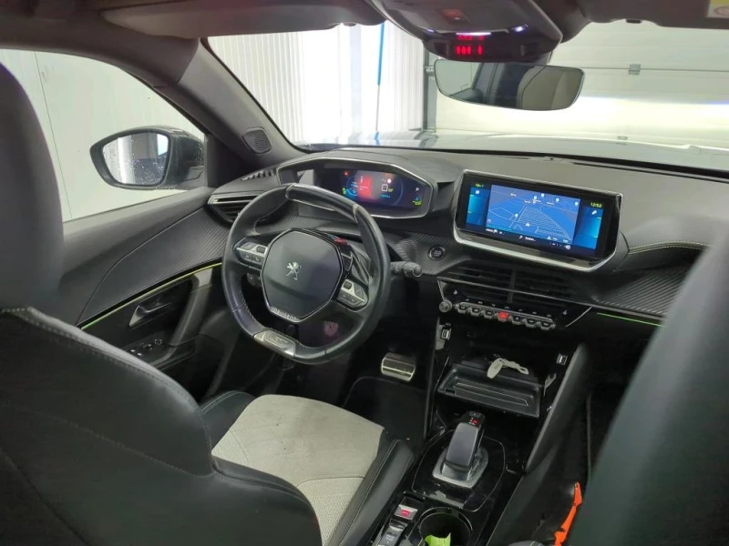 Peugeot 2008 e-2008, снимка 13 - Автомобили и джипове - 52610763