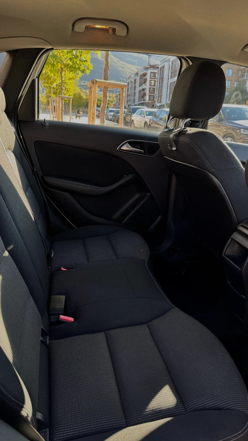 Mercedes-Benz B 180, снимка 8 - Автомобили и джипове - 52678184