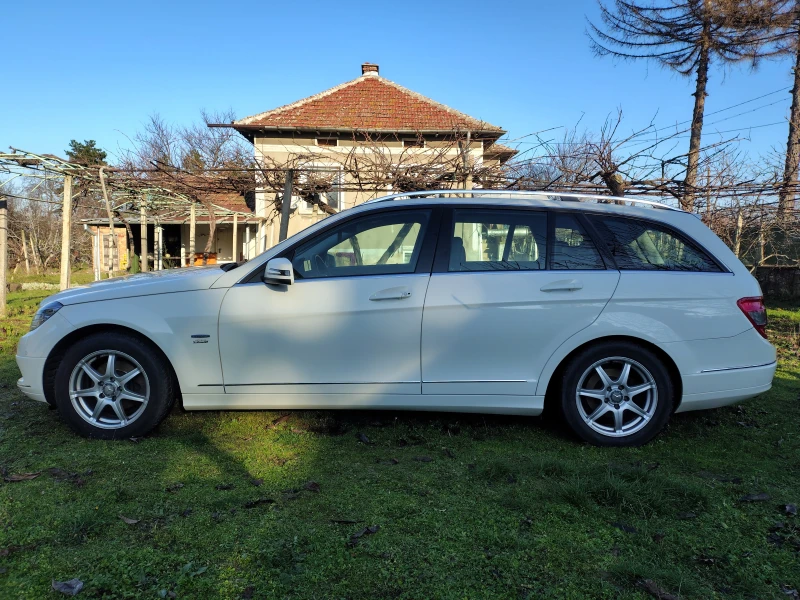 Mercedes-Benz C 180 W204, снимка 3 - Автомобили и джипове - 52912952