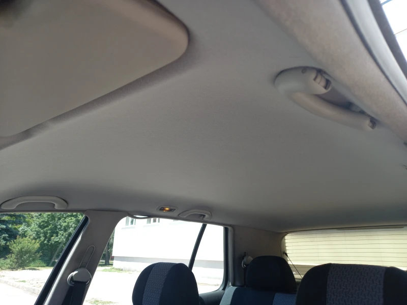 VW Golf 2000, снимка 12 - Автомобили и джипове - 53047337