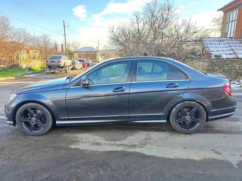 Mercedes-Benz C 320, снимка 3 - Автомобили и джипове - 53065871