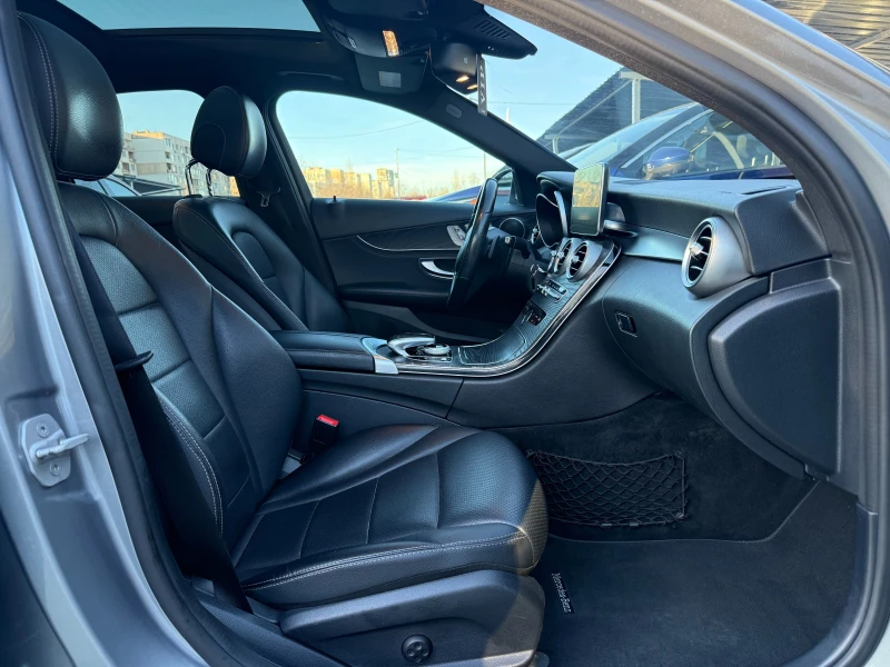 Mercedes-Benz C 300 4MATIC, снимка 8 - Автомобили и джипове - 53181982