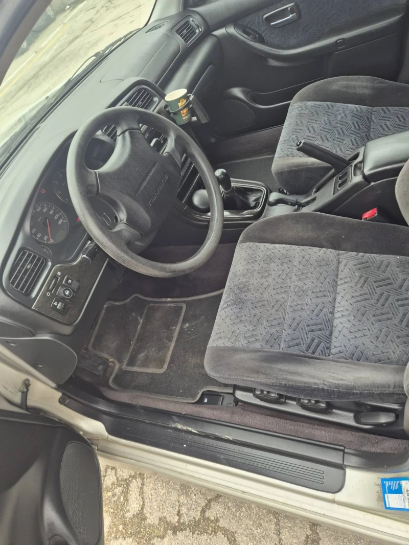 Subaru Legacy 2.0, снимка 3 - Автомобили и джипове - 53302895
